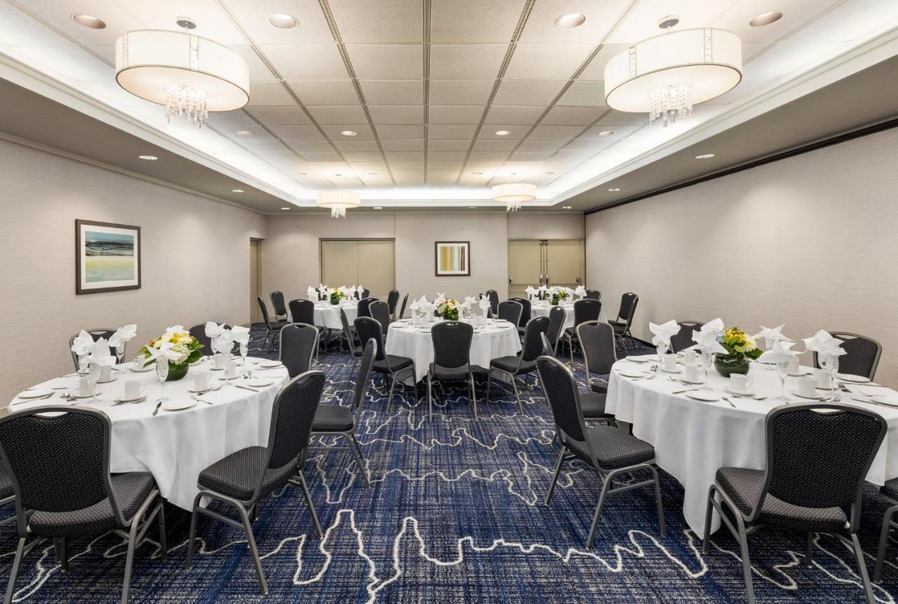 Holiday Inn Express Vancouver-Metrotown Burnaby Zewnętrze zdjęcie