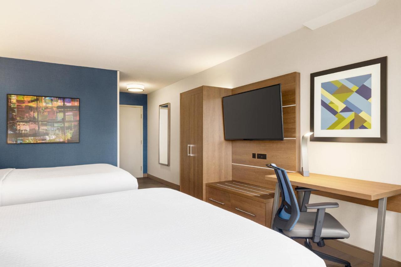 Holiday Inn Express Vancouver-Metrotown Burnaby Zewnętrze zdjęcie