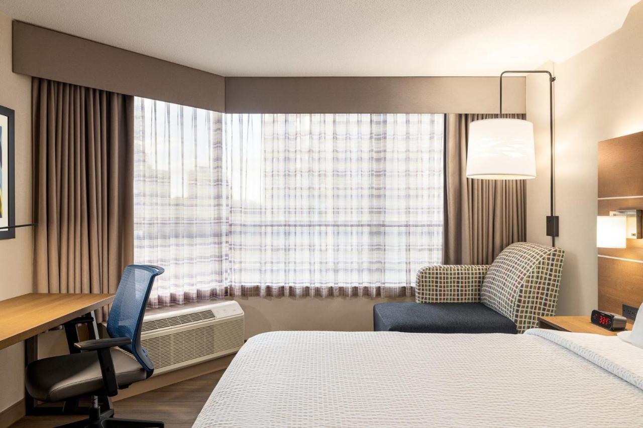 Holiday Inn Express Vancouver-Metrotown Burnaby Zewnętrze zdjęcie