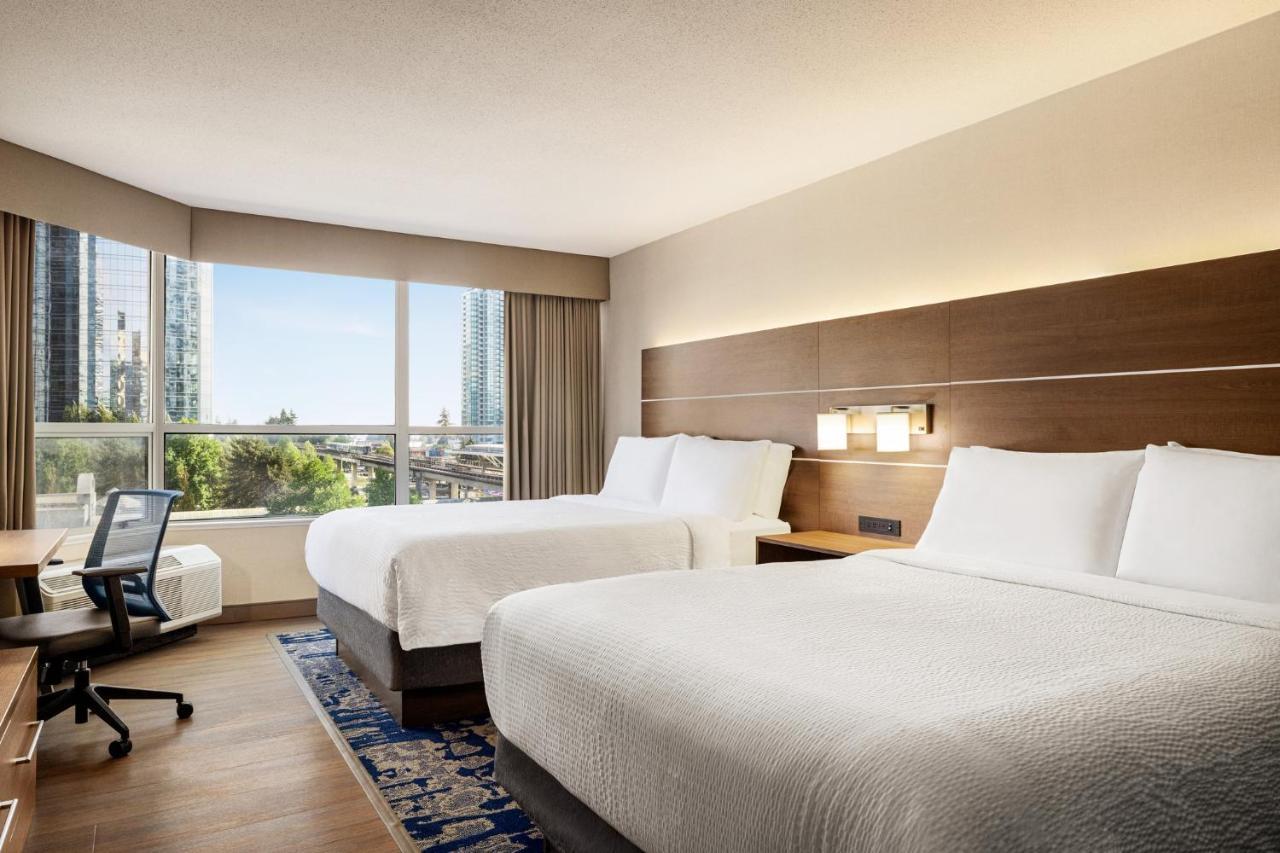Holiday Inn Express Vancouver-Metrotown Burnaby Zewnętrze zdjęcie