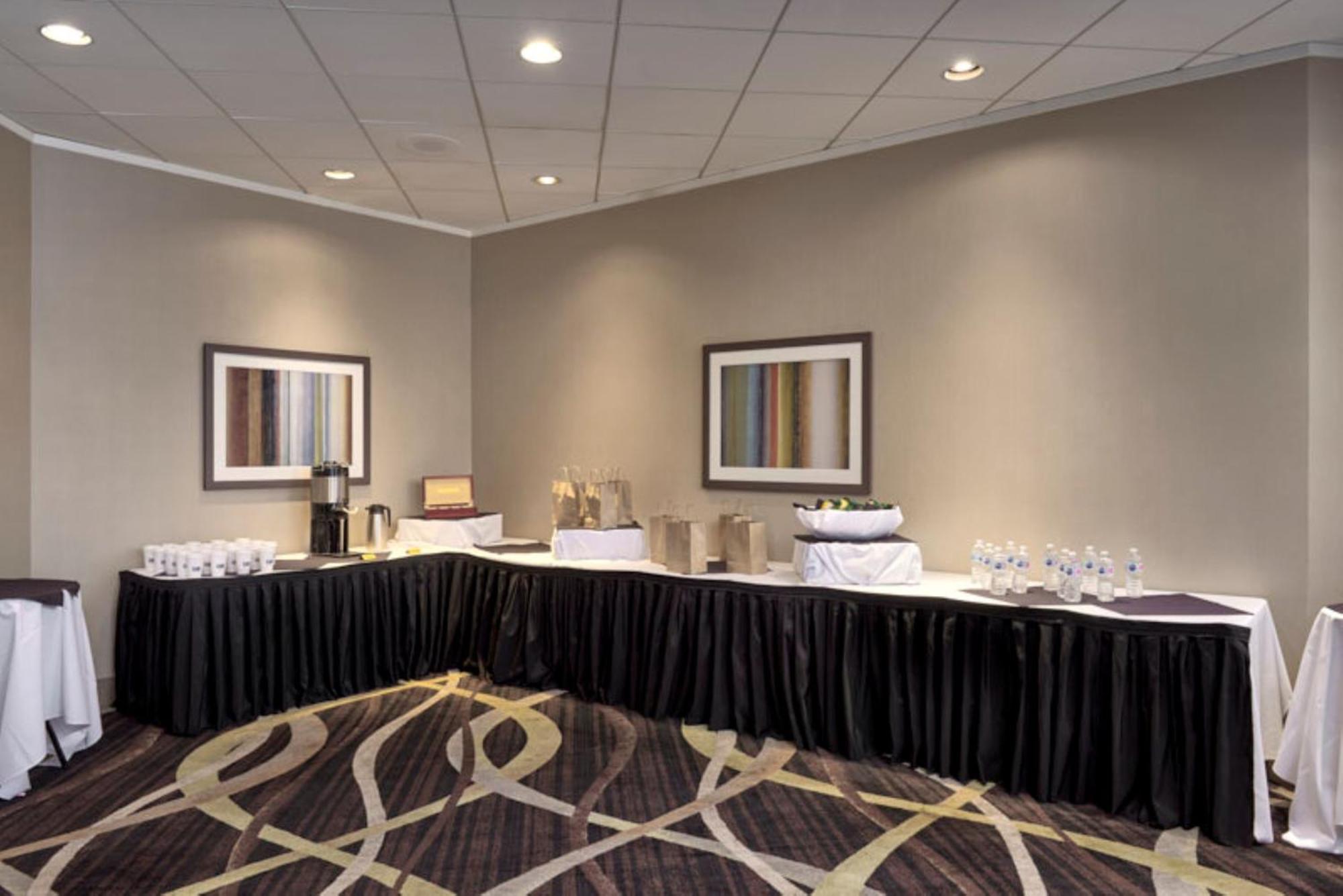 Holiday Inn Express Vancouver-Metrotown Burnaby Zewnętrze zdjęcie