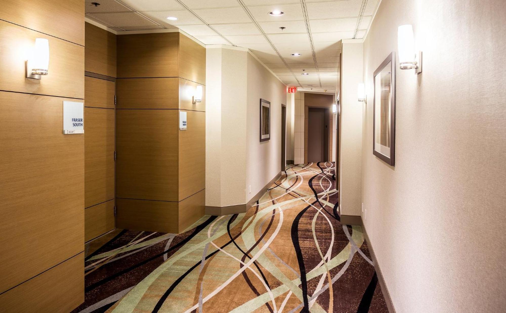 Holiday Inn Express Vancouver-Metrotown Burnaby Zewnętrze zdjęcie